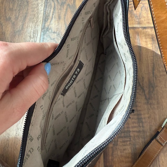 Roots Black and Brown Faux Leather Shoulder Bag with Casual Design - Picture 5 of 6